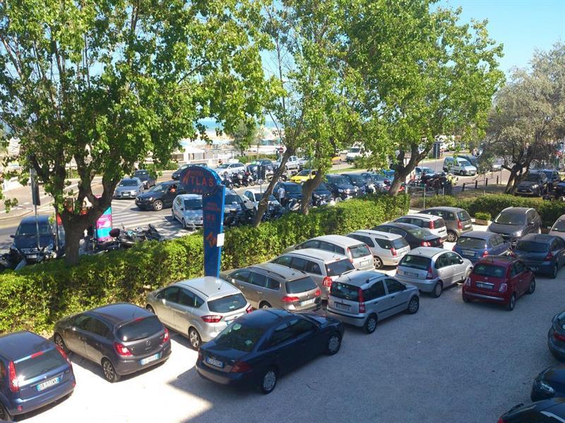 Hotel Atlas Rimini Kültér fotó