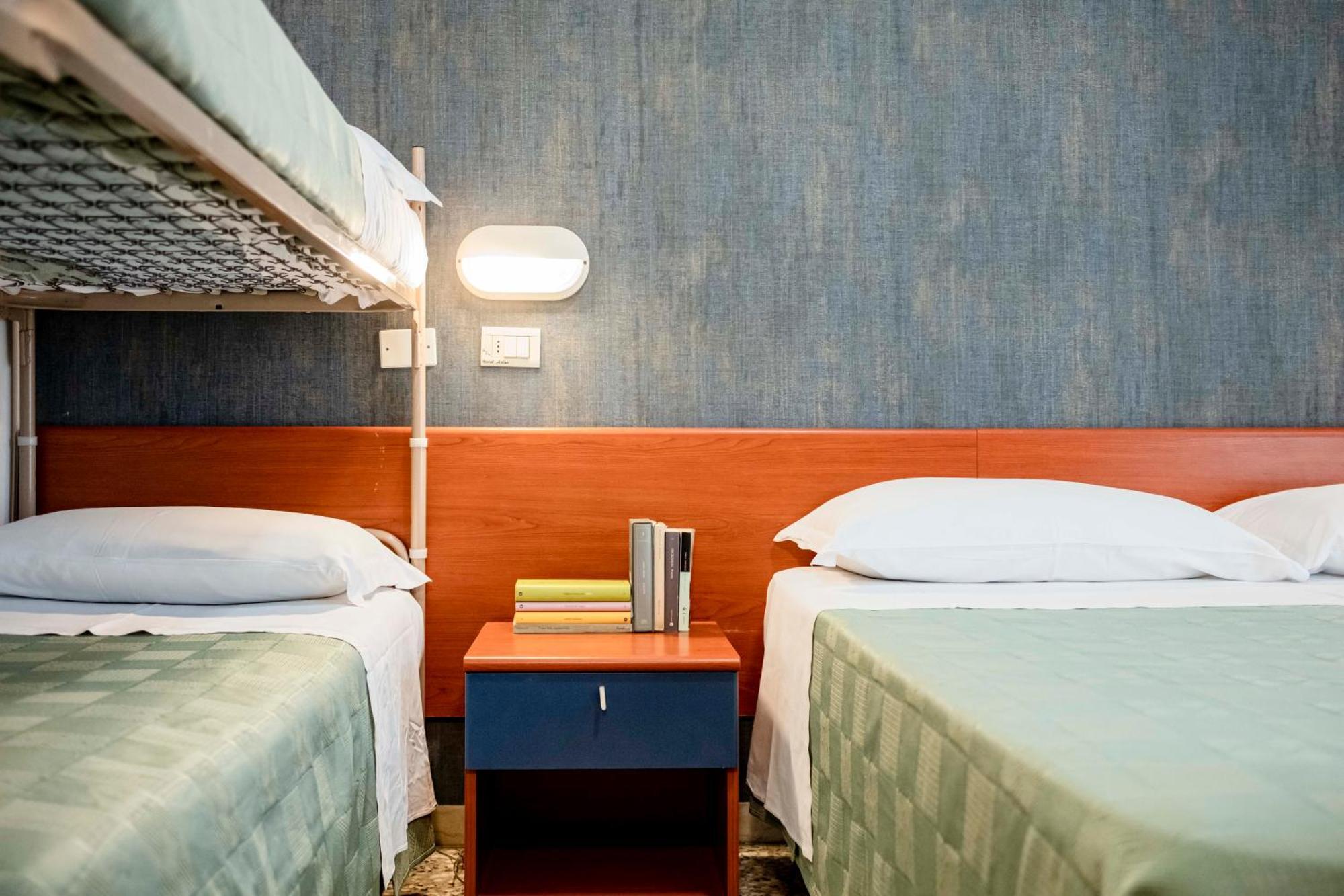 Hotel Atlas Rimini Kültér fotó