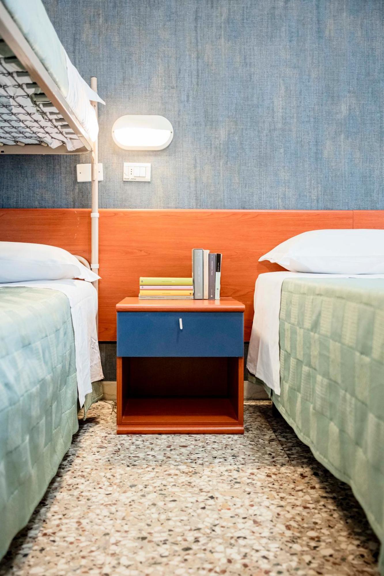 Hotel Atlas Rimini Kültér fotó