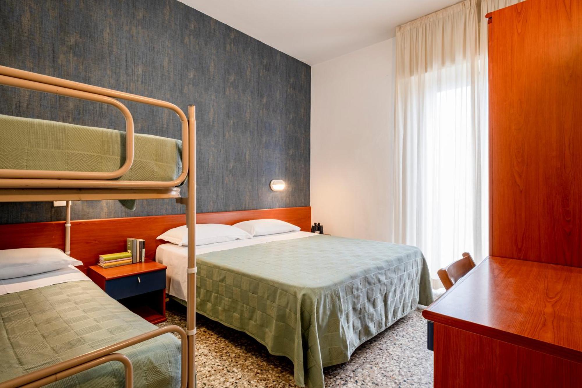 Hotel Atlas Rimini Kültér fotó