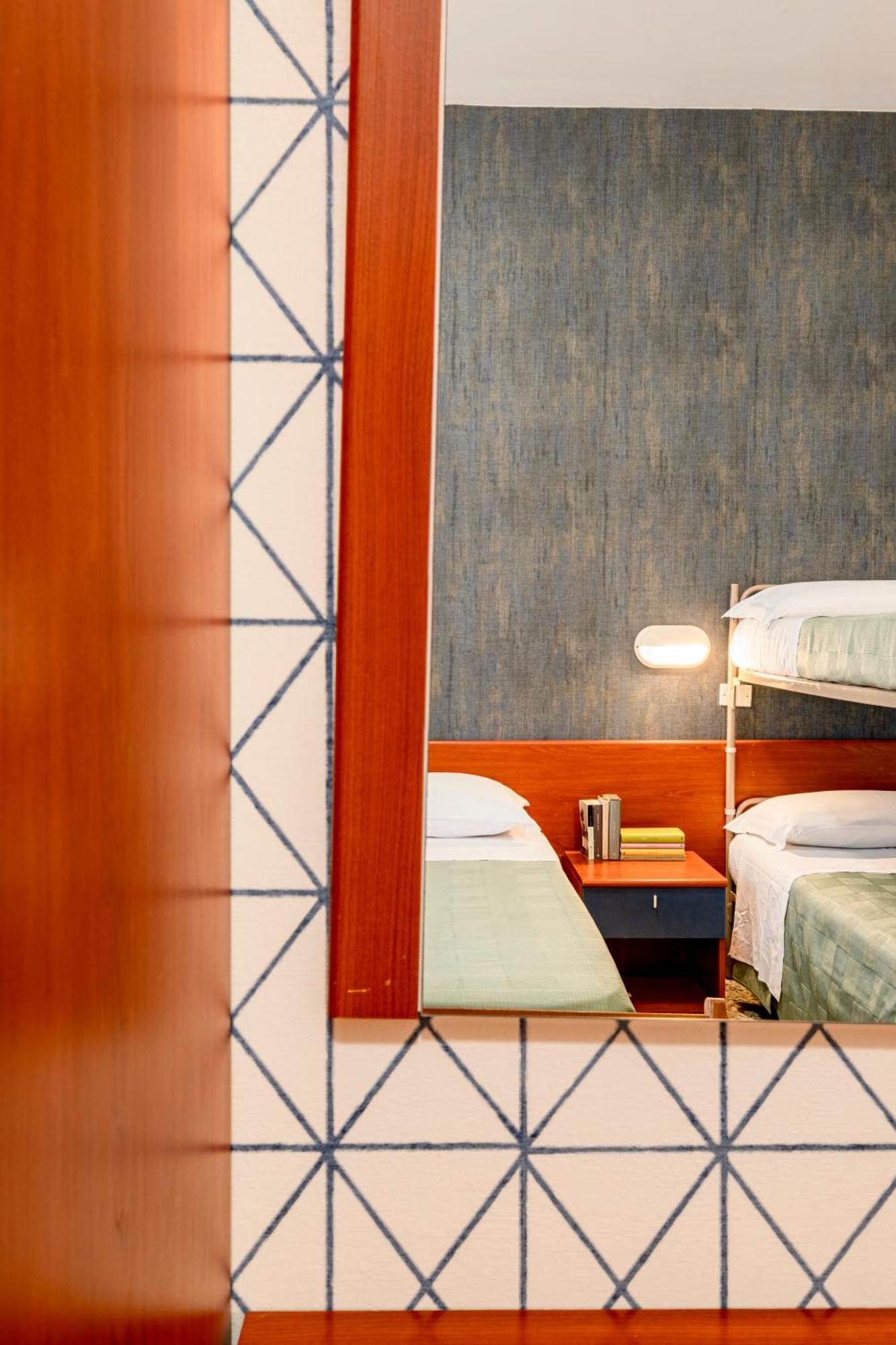 Hotel Atlas Rimini Kültér fotó