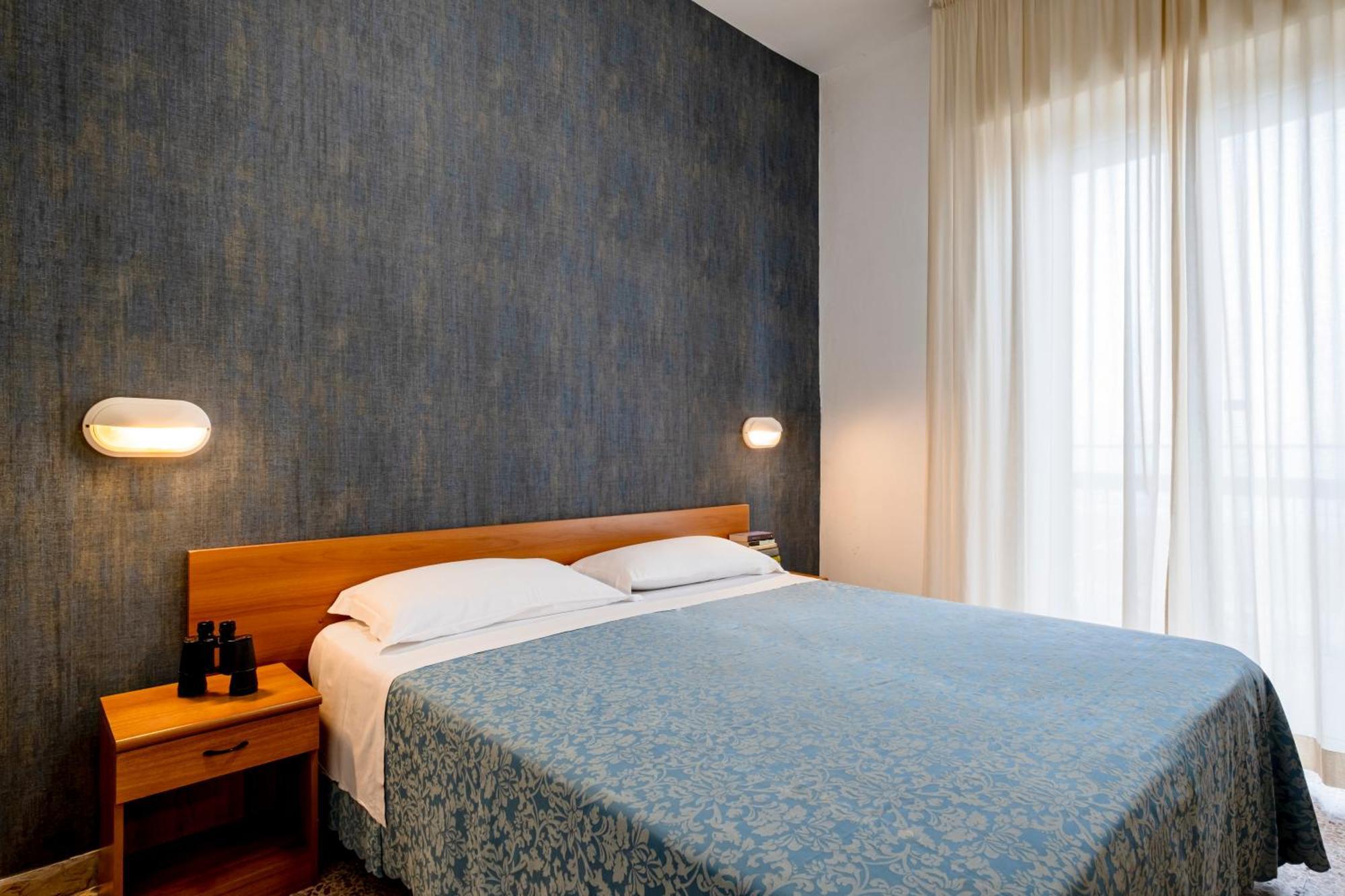 Hotel Atlas Rimini Kültér fotó
