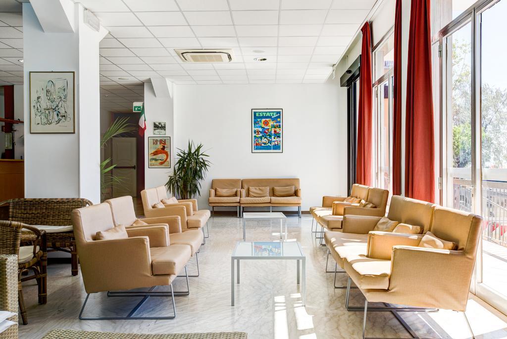 Hotel Atlas Rimini Kültér fotó
