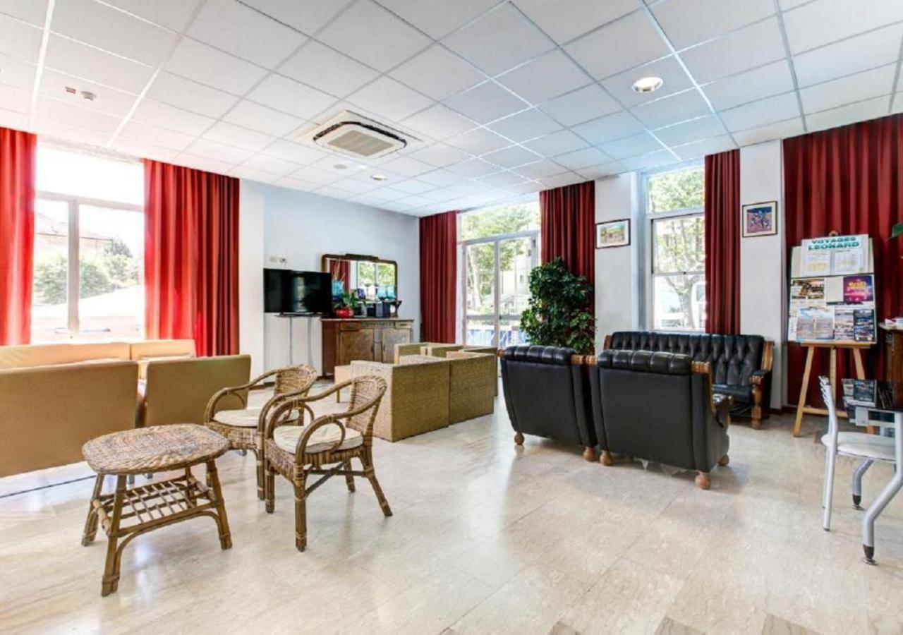 Hotel Atlas Rimini Kültér fotó